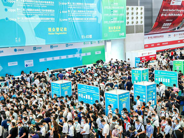 ��ʮ�����Ϻ�����װ��չ��Ļ�����ܻ�����ҵ���ڡ���ѭ����