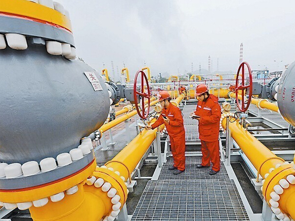 ʯ�ͼ�������ҵ�з��ŵ�ѡ��ԭ��